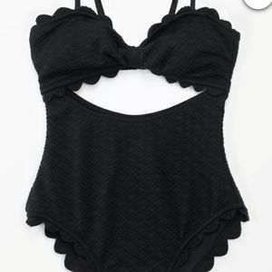 Cupshe Black Knotted Scalloped One Piece Swimsuit